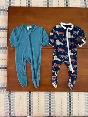 Kyte BABY Two-Pack Baby Footie Set - Teal Solid & Navy Animal Print